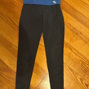 Abercrombie Kids Girl’s Medium Yoga Pants